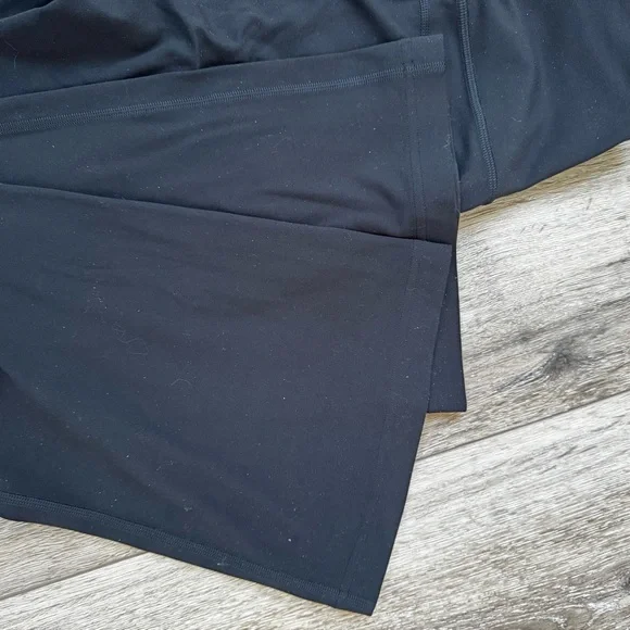 Lululemon Groove Nulu Flare Pant Black Size 4 High Rise 32” Inseam - Picture 6 of 12